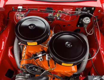 Bajo el capó 1963 Plymouth Savoy 426/415 HP ''Max Wedge Stage II'' 2-door Sedan (311)