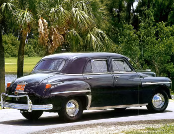 1949 Plymouth Special DeLuxe 4-door Sedan
