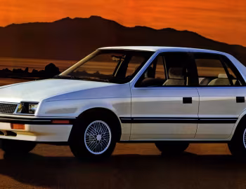 1987–88 Plymouth Sundance 4-door (PPH 44)