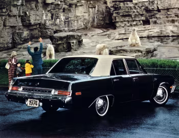1974 Plymouth Valiant Sedan (4V1/2 VL41)