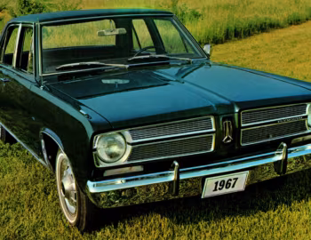 1967 Plymouth Valiant Signet Sedan (CV1/2 VH41)