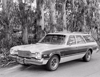 1976 Plymouth Volare Premier Station Wagon (HH45)