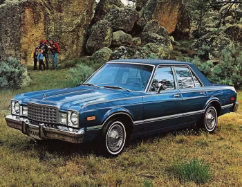 1979 Plymouth Volare Sedan with Premier Exterior Pkg. (HL41) '1978–79
