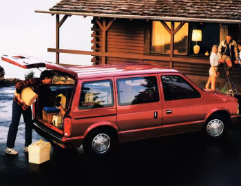 1984–86 Plymouth Voyager (S) '1984–86