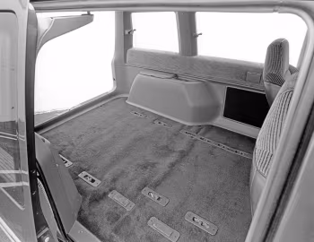 Ambos 1984 Plymouth Voyager LE (P36)