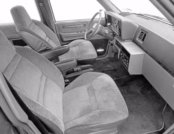Interior 1984 Plymouth Voyager LE (P36)
