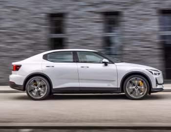 Polestar 2 [UK-spec] '2020–23