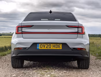 Polestar 2 [UK-spec] '2020–23