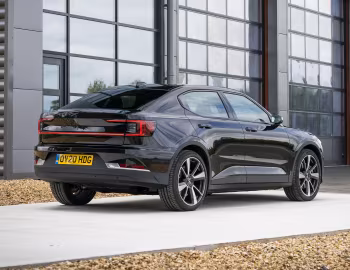 Polestar 2 [UK-spec] '2020–23