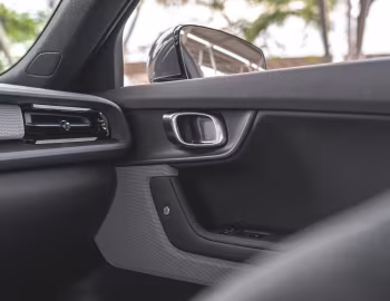 Інтер'єр 2021–23 Polestar 2 [North America] '2020–23