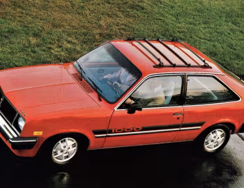 1983 Pontiac 1000 3-door Hatchback (2T L08)