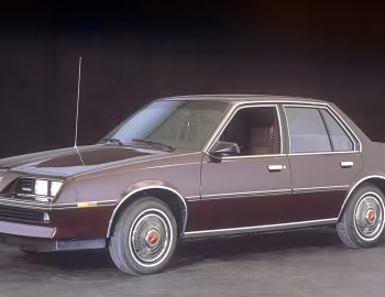 1982 Pontiac J2000 Sedan (2J B69)