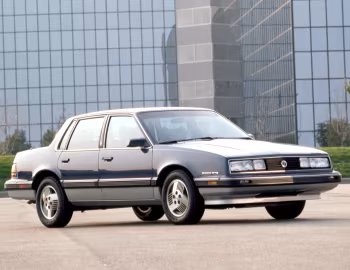 1988 Pontiac 6000 STE (2A AH5)