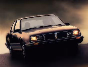 1982 Pontiac 6000 LE Coupe (2A G27)