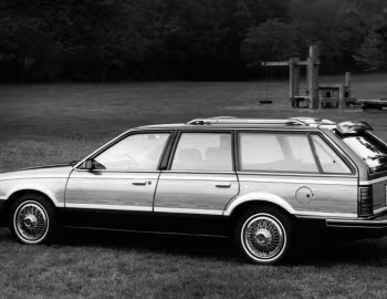 1984 Pontiac 6000 LE Station Wagon (2A G35)