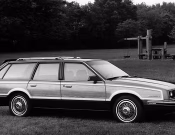 1984 Pontiac 6000 LE Station Wagon (2A G35)