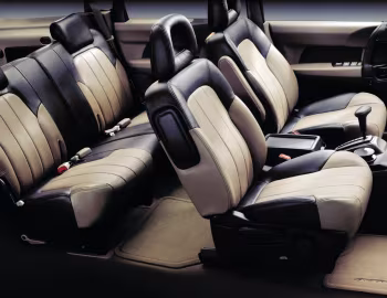 Interior 2003–05 Pontiac Aztek '2002–05