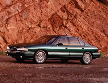 1993–95 Pontiac Bonneville SLE