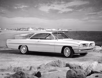 1961 Pontiac Bonneville Sports Сoupе (2837)