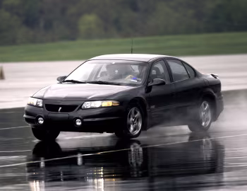 2000–03 Pontiac Bonneville SSEi '1999–2003