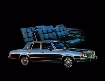1983 Pontiac Bonneville Brougham (2G R69)