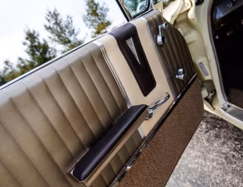 Interior 1961 Pontiac Bonneville Convertible (2867)