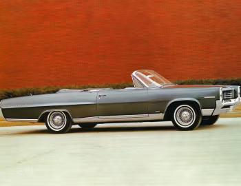1964 Pontiac Bonneville Convertible (2867)