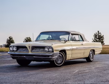 1961 Pontiac Bonneville Convertible (2867)