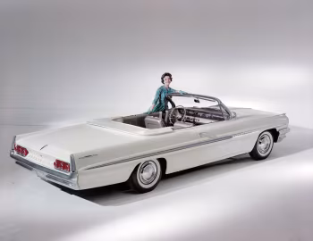 1961 Pontiac Bonneville Convertible (2867)