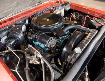 Bajo el capó 1960 Pontiac Bonneville Convertible (2867)