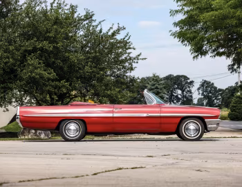 1961 Pontiac Bonneville Convertible (2867)