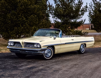 1961 Pontiac Bonneville Convertible (2867)