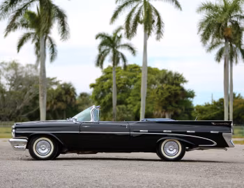 1959 Pontiac Bonneville Custom Convertible (2867) '09.1958–08.1959