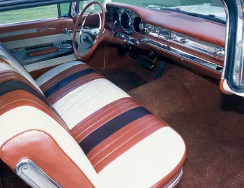 Interior 1959 Pontiac Bonneville Sport Coupe (2837)