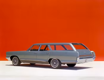1966 Pontiac Bonneville Station Wagon (26245)