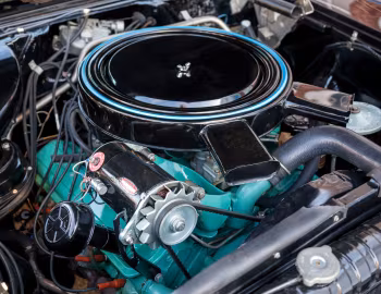 Bajo el capó 1958 Pontiac Bonneville Custom Tri-Power Convertible (2567SD)