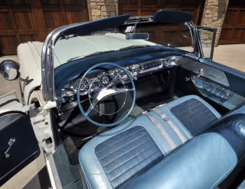 Interior 1958 Pontiac Bonneville Custom Tri-Power Convertible (2567SD)