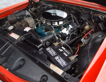 Bajo el capó 1963 Pontiac Catalina 2-door Hardtop (2337)