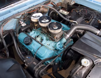 Bajo el capó 1960 Pontiac Catalina Convertible (2167)