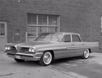 1961 Pontiac Catalina Sedan (2369)