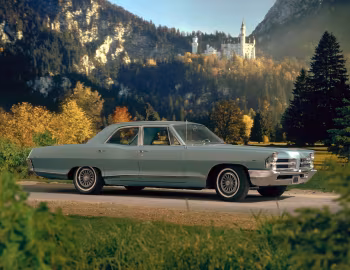 1965 Pontiac Catalina 4-door Sedan (25269)