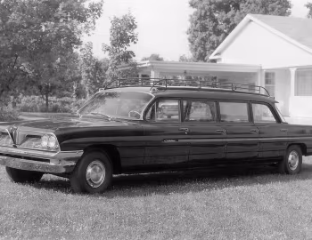 1961 Pontiac Catalina Airporter 8-door Limousine by National Coaches