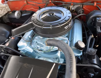 Bajo el capó 1960 Pontiac Catalina Convertible (2167)