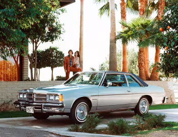 1977 Pontiac Catalina Coupe (2B L37)
