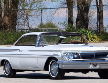 1960 Pontiac Catalina Sports Coupe (2137) '1959–60