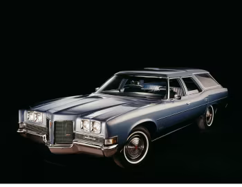 1971 Pontiac Catalina Safari (25235/25245)