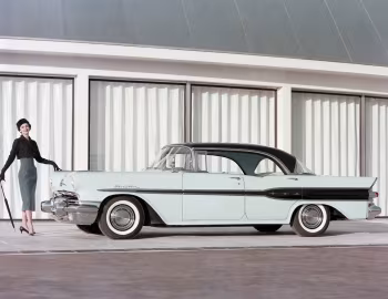 1957 Pontiac Chieftain Catalina Sedan (2739)