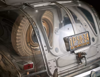 1940 Pontiac DeLuxe Six Transparent Display Car '1939
