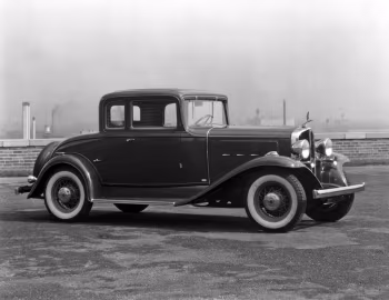 1932 Pontiac Eight Series 302 Sport Coupe (32358)