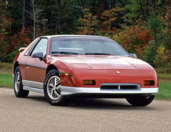 1985 Pontiac Fiero GT (PG37) '1984–85